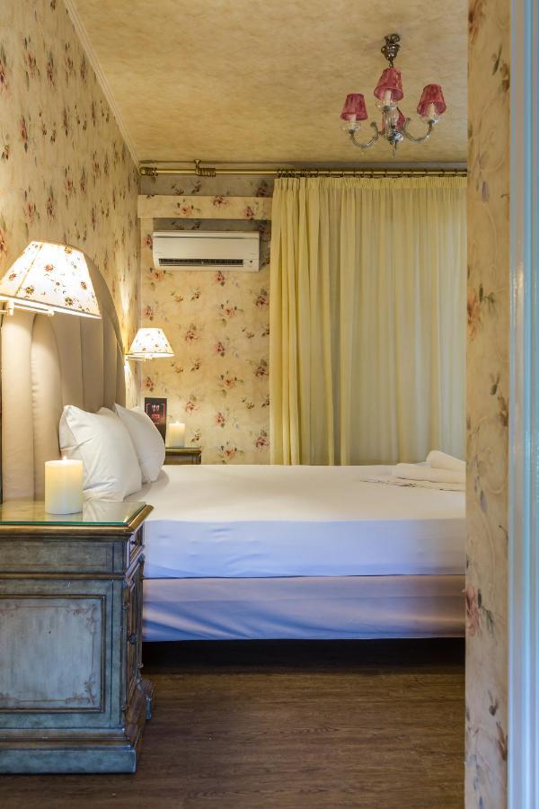 Ruby Rooms Kifisia - Adults Only Athens Exterior photo